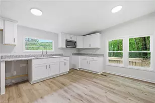 1402 Good Hope Dr, Walnut Cove, NC 27052 - Photo 6