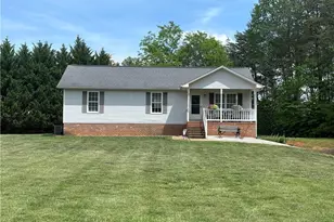 808 Creed Rd, Ararat, NC 27007 - Photo 2