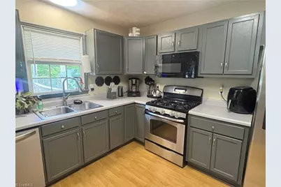 808 Creed Road, Ararat, NC 27007 - Photo 10