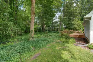 200 Stafford Oak Dr, Jamestown, NC 27282 - Photo 24