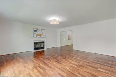 200 Stafford Oak Drive, Jamestown, NC 27282 - Photo 6