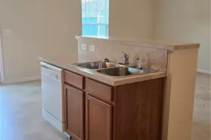 7312 Scenic Village Ln, Whitsett, NC 27377 - Photo 10