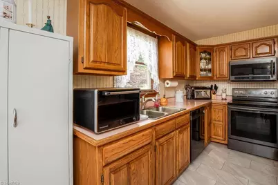 423 Walnut Grove Road, Archdale, NC 27263 - Photo 6