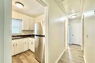 3602 Calvert St, Greensboro, NC 27405 - Photo 10