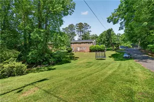 648 Knollwood Dr, Mount Airy, NC 27030 - Photo 4