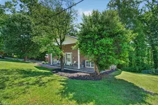 648 Knollwood Dr, Mount Airy, NC 27030 - Photo 2