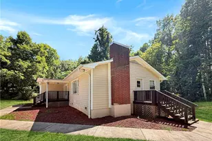 407 Brook St, Wilkesboro, NC 28697 - Photo 4