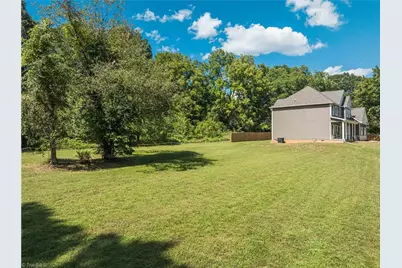10265 N Nc Highway 150, Clemmons, NC 27012 - Photo 6