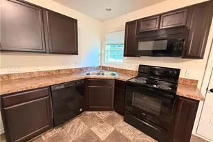 948 Brentwood Pk Ln, Rural Hall, NC 27045 - Photo 12