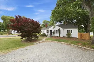 215 Home Ave, Graham, NC 27253 - Photo 4