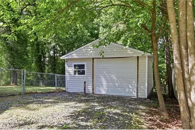 2627 Stratford Drive, Greensboro, NC 27408 - Photo 34