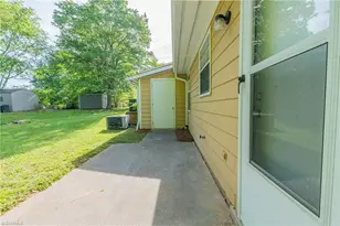 1907 Saffron Pl, Winston-Salem, NC 27127 - Photo 30