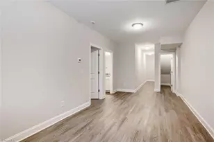 306 Beaumont Cir, Clemmons, NC 27012 - Photo 4