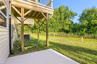 306 Beaumont Cir, Clemmons, NC 27012 - Photo 26