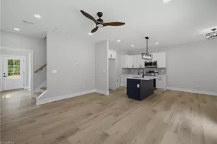 309 Lily Dr, Kernersville, NC 27284 - Photo 8