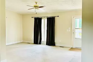 185 Mountain Dale Dr, North Wilkesboro, NC 28659 - Photo 2