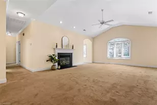 21 Annalisa Dr, Greensboro, NC 27455 - Photo 10