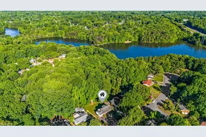 2309 Timberlake Avenue, High Point, NC 27265 - Photo 2