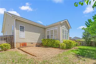 6812 W Whirlaway Ct, Whitsett, NC 27377 - Photo 40