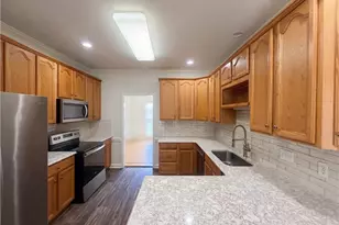 6120 Tennyson Dr, Kernersville, NC 27284 - Photo 2
