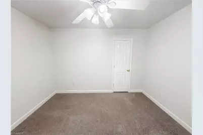 6120 Tennyson Drive, Kernersville, NC 27284 - Photo 14