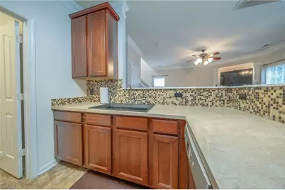 6009 Accord Court, Pfafftown, NC 27040 - Photo 10