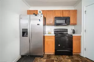 5709 Waterpoint Dr, Browns Summit, NC 27214 - Photo 12