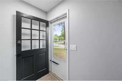 802 Miriam Avenue, High Point, NC 27263 - Photo 10
