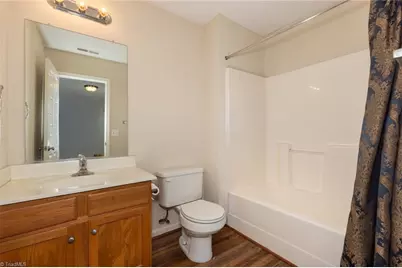 1 Dillingham Place, Greensboro, NC 27455 - Photo 8