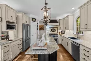 1247 Blackberry Ridge Rd, High Point, NC 27265 - Photo 12