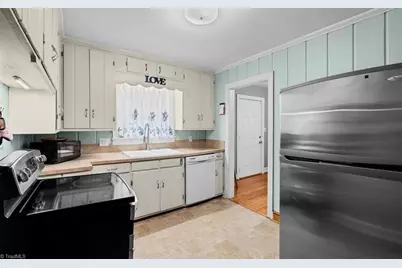 206 Forestrose Drive, Lexington, NC 27295 - Photo 18