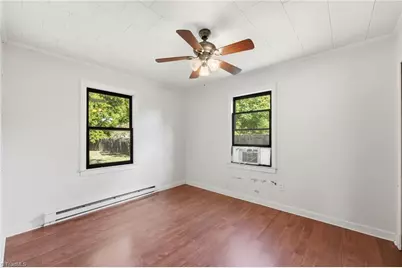 606 Walker Avenue, Graham, NC 27253 - Photo 10