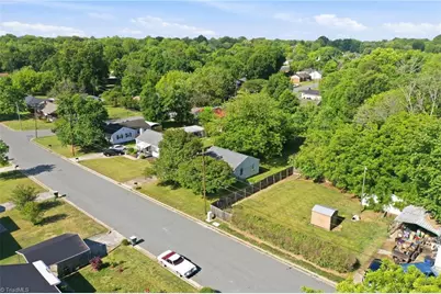 606 Walker Avenue, Graham, NC 27253 - Photo 16