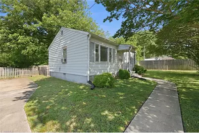 606 Walker Avenue, Graham, NC 27253 - Photo 14