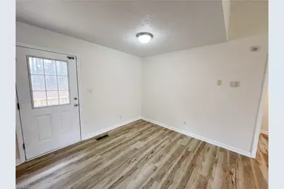 4806 Shady Pine Drive, Greensboro, NC 27455 - Photo 6