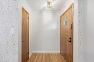 333 Moser St, Graham, NC 27253 - Photo 2