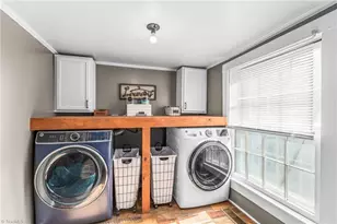 104 Smith St, Walnut Cove, NC 27052 - Photo 10