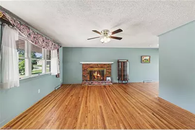 119 Lakeview Circle, Thomasville, NC 27360 - Photo 4
