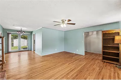 119 Lakeview Circle, Thomasville, NC 27360 - Photo 6