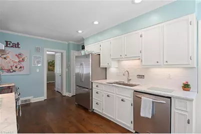2529 Buena Vista Road, Winston-Salem, NC 27104 - Photo 12