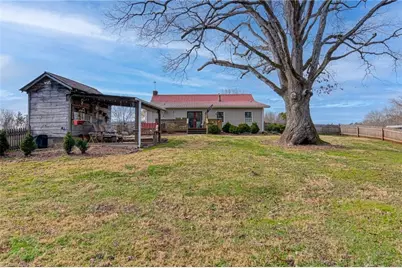 1182 Rosebud Road, Walnut Cove, NC 27052 - Photo 6