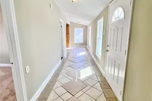 829 Dillard St, Greensboro, NC 27403 - Photo 2