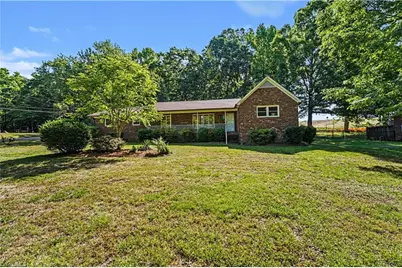 7101 Buxenbury Drive, High Point, NC 27263 - Photo 6