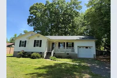 1717 Lantern Drive, Asheboro, NC 27205 - Photo 2
