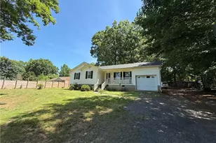1717 Lantern Dr, Asheboro, NC 27205 - Photo 8