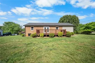 287 Holly Ave, Mount Airy, NC 27030 - Photo 2