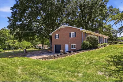 324 Chestnut Street, Yadkinville, NC 27055 - Photo 26
