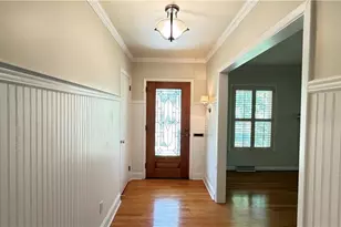 102 Forestdale Dr, Greensboro, NC 27403 - Photo 2