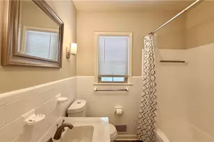 102 Forestdale Dr, Greensboro, NC 27403 - Photo 12