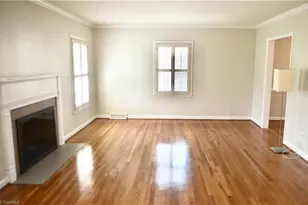 102 Forestdale Dr, Greensboro, NC 27403 - Photo 2